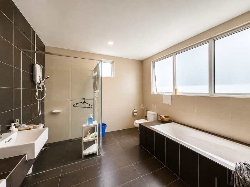 Rumah Berkembar untuk Dijual di Laman Bayu Damansara (Petaling Jaya) - Ken Tan - Bathroom - PropertyGuru.com.my