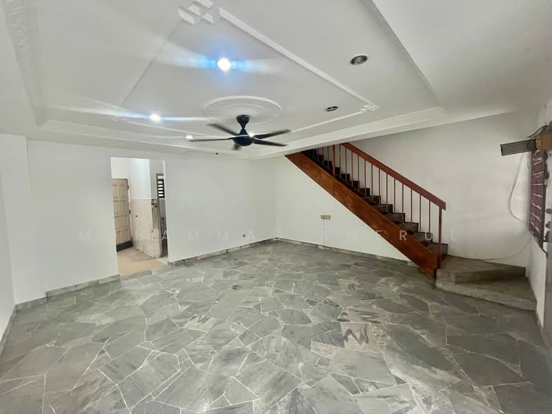 Rumah Teres 2-Tingkat untuk Dijual di Taman Pandan Indah (Ampang) - Muhammad Amerul - Living Room - PropertyGuru.com.my