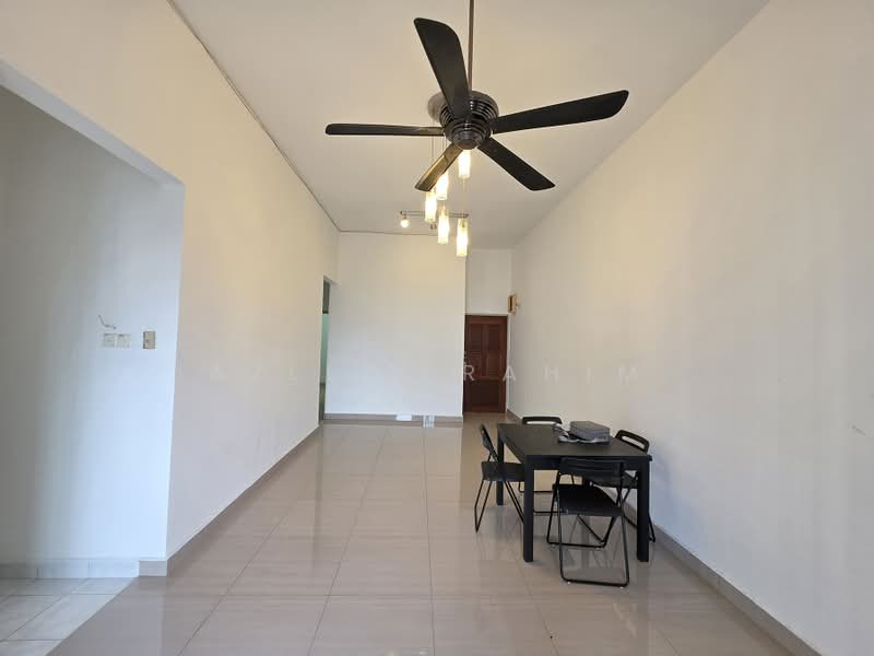 Condominium for Sale at Vista Amani - Azli Ibrahim - Living Room - PropertyGuru.com.my