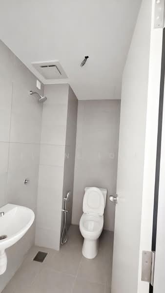 Service Residence for Sale at 168 Park Residensi Selayang - Elaine Loke - Bathroom - PropertyGuru.com.my