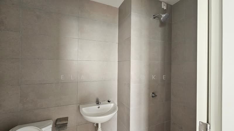 Service Residence for Sale at 168 Park Residensi Selayang - Elaine Loke - Bathroom - PropertyGuru.com.my