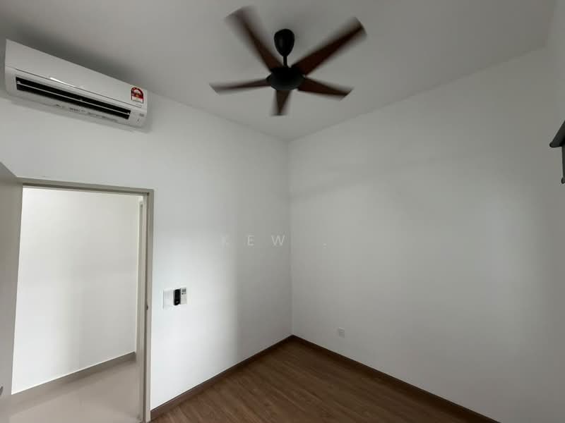 Kediaman Servis untuk Disewa di Residensi Ava @ Kiara Bay - Kew . - PropertyGuru.com.my