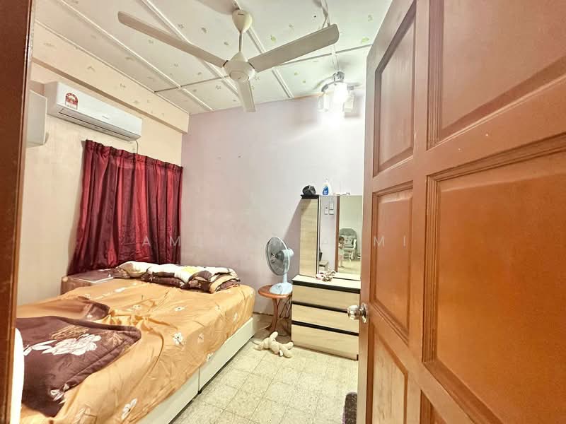 Rumah Teres 1-Tingkat untuk Dijual di Taman Desa Bakti (Selayang) - Amirah Azmi - PropertyGuru.com.my