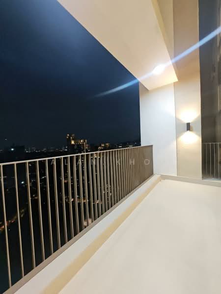 Kondominium untuk Dijual di Park Place - Alan Khoo - Balcony - PropertyGuru.com.my