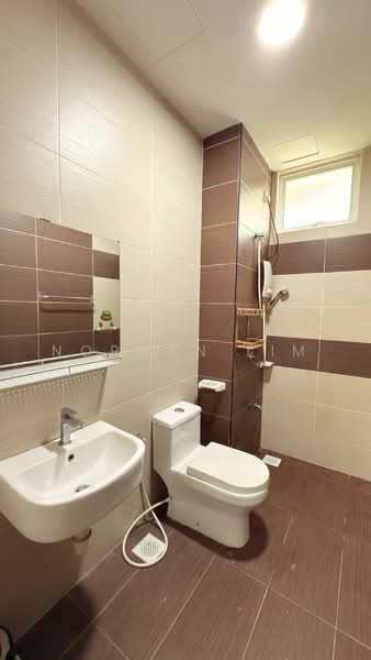 Kondominium untuk Disewa di M Condominium @ Larkin - Norman Lim - Bathroom - PropertyGuru.com.my