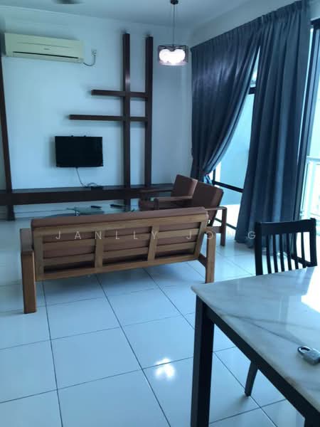 Servis Apartment untuk Dijual di The Sky Executive Suites - Janlly Jong - Living Room - PropertyGuru.com.my