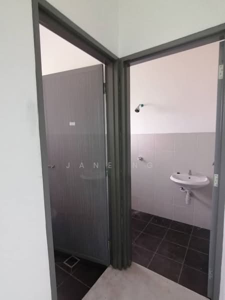 Shop for Rent in Juru (Bukit Mertajam) - Jane Ng - Bathroom - PropertyGuru.com.my