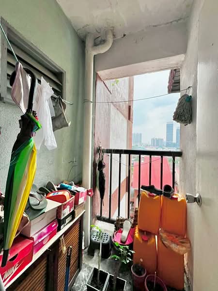 Pangsapuri untuk Dijual di Pangsa Murni Titiwangsa - Azli Ibrahim - Balcony - PropertyGuru.com.my