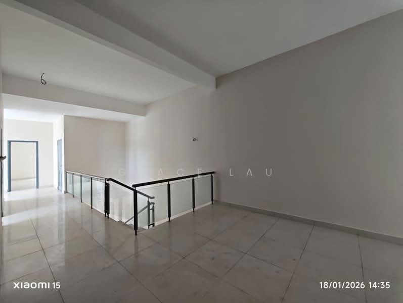 Semi-Detached House for Sale in Taman Bayu Puteri (Johor Bahru) - Grace Lau - PropertyGuru.com.my