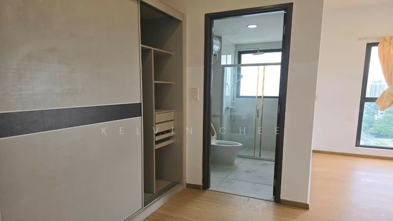 Kondominium untuk Dijual di Kings Bay @ Country Garden Danga Bay - Kelvin Chee - Bathroom - PropertyGuru.com.my