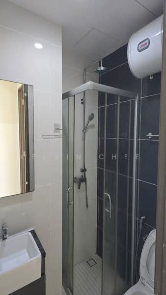 Kondominium untuk Dijual di Kings Bay @ Country Garden Danga Bay - Kelvin Chee - Bathroom - PropertyGuru.com.my