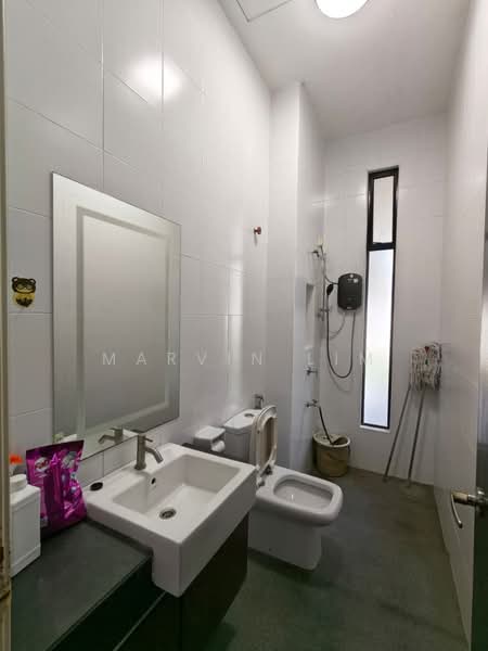 Rumah Kluster untuk Dijual di Taman Mount Austin (Tebrau) - Marvin Lim - Bathroom - PropertyGuru.com.my