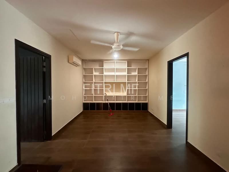 2-storey Terraced House for Sale in Cyberjaya (Selangor) - Mohd Fitri MF - Living Room - PropertyGuru.com.my