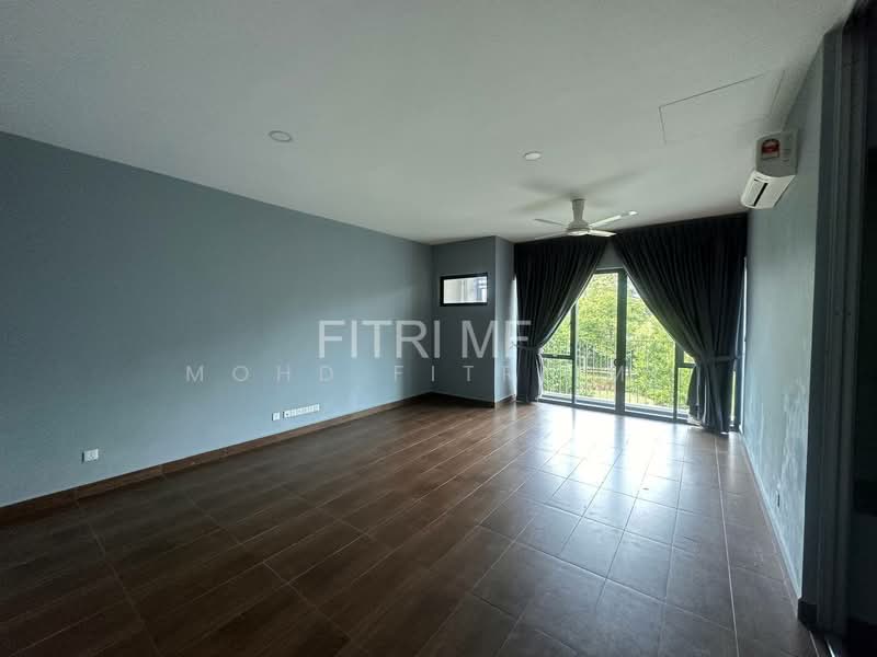 2-storey Terraced House for Sale in Cyberjaya (Selangor) - Mohd Fitri MF - Living Room - PropertyGuru.com.my