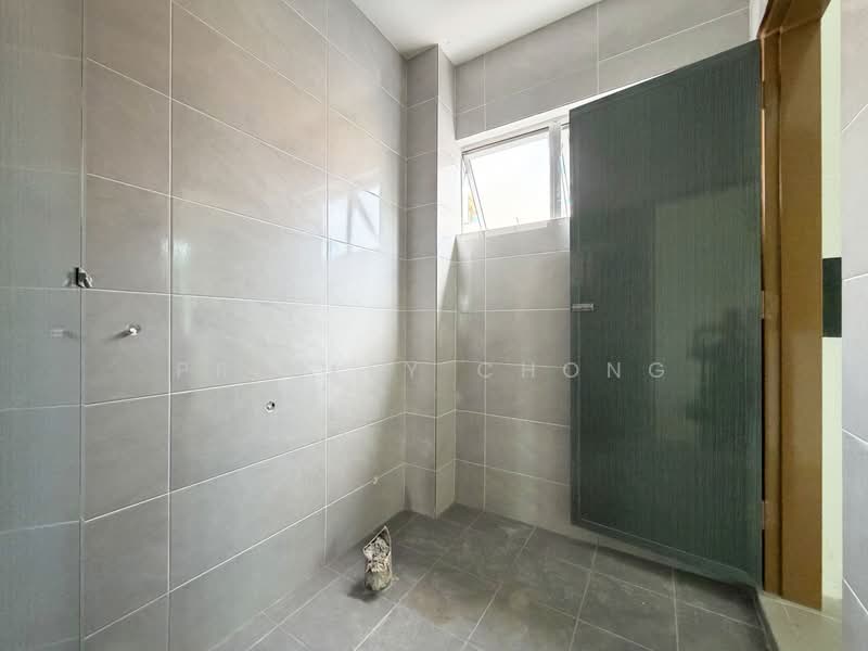 2-storey Terraced House for Sale in Kampar Putra (Kampar) - Presley Chong - Bathroom 1 - PropertyGuru.com.my