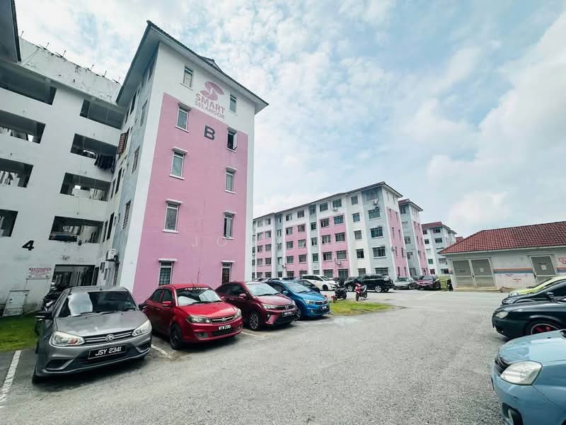 Pangsapuri untuk Dijual di Pangsapuri Megah Villa - Jojo Ng - Exterior - PropertyGuru.com.my