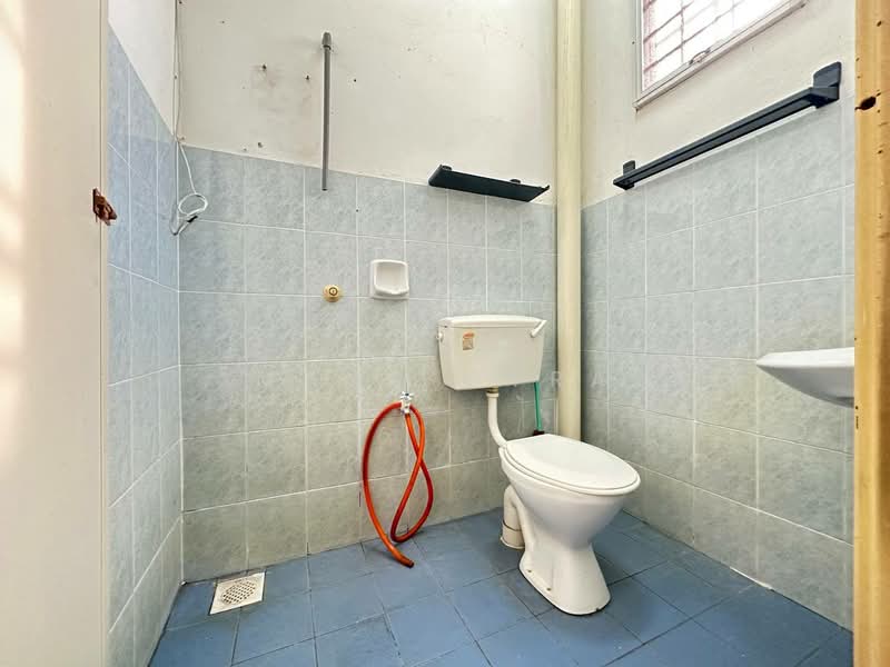 2-storey Terraced House for Sale in Bandar Puncak Alam (Puncak Alam) - Maya Myra - Bathroom - PropertyGuru.com.my