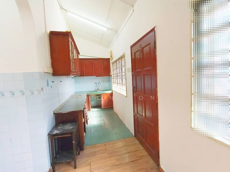 Rumah Teres 1-Tingkat untuk Disewa di Taman Selayang Jaya (Selayang) - Jasmine Ong - Kitchen - PropertyGuru.com.my