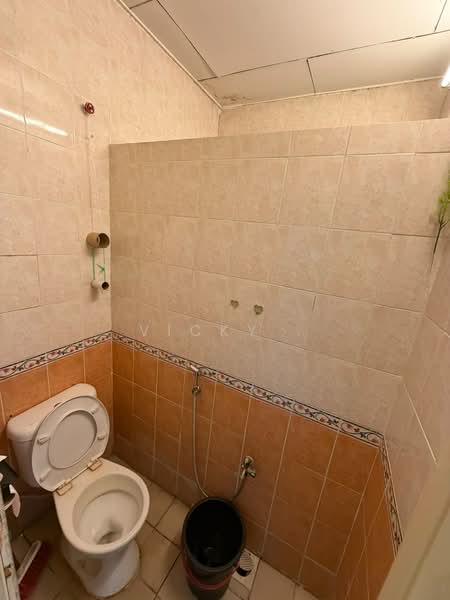 Rumah Teres 1-Tingkat untuk Dijual di Desa Jaya Kepong (Kepong) - Vicky . - Bathroom - PropertyGuru.com.my