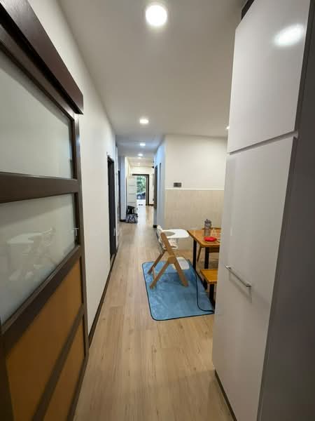 Rumah Teres 1-Tingkat untuk Dijual di Taman Mount Austin (Tebrau) - Tommy Tai - Corridor - PropertyGuru.com.my