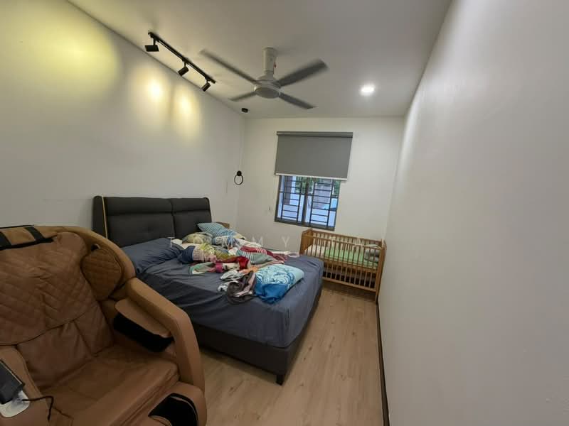 Rumah Teres 1-Tingkat untuk Dijual di Taman Mount Austin (Tebrau) - Tommy Tai - Bedroom - PropertyGuru.com.my