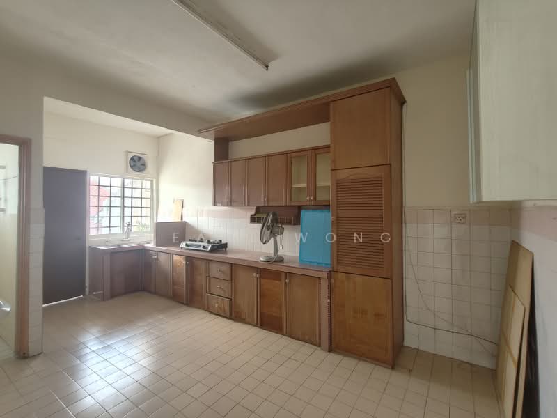 Rumah Teres 2 Tingkat untuk Dijual di Taman Taynton View (Cheras) - Leane Wong - Kitchen - PropertyGuru.com.my