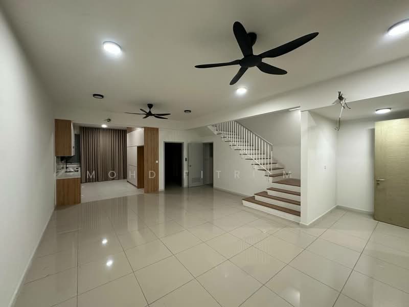 2-storey Terraced House for Rent in Bandar Gamuda Cove (Dengkil) - Mohd Fitri MF - Living Room - PropertyGuru.com.my