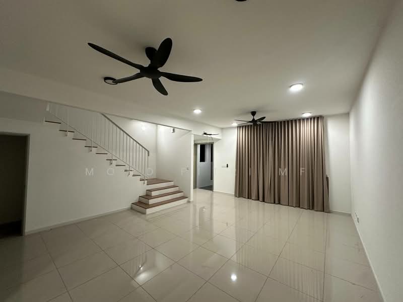 2-storey Terraced House for Rent in Bandar Gamuda Cove (Dengkil) - Mohd Fitri MF - Living Room - PropertyGuru.com.my
