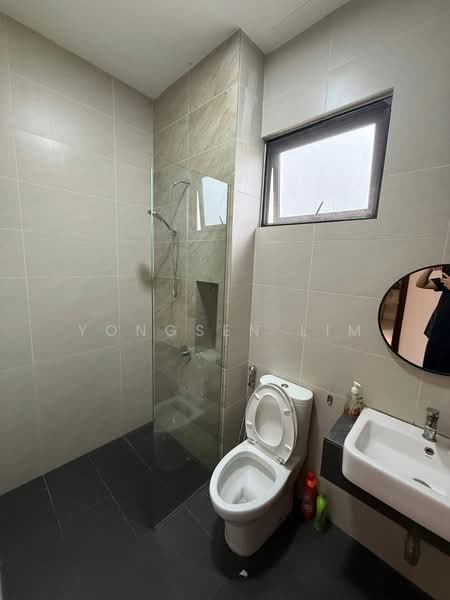 Rumah Berkembar untuk Dijual di Eco Sanctuary (Telok Panglima Garang) - Yongsen Lim - Bathroom - PropertyGuru.com.my