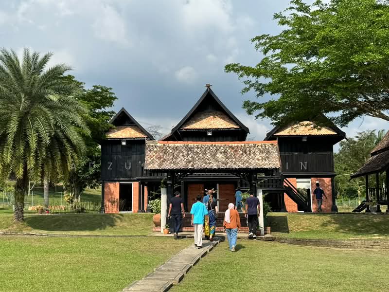 Tanah Pertanian untuk Dijual di Kampung Jenderam Hulu (Dengkil) - Adzura Zamedin - PropertyGuru.com.my