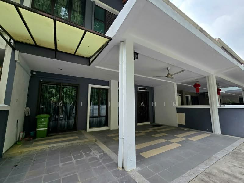 3-storey Terraced House for Sale in Alam Damai (Cheras) - Azli Ibrahim - Exterior - PropertyGuru.com.my