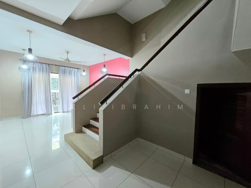 3-storey Terraced House for Sale in Alam Damai (Cheras) - Azli Ibrahim - Interior - PropertyGuru.com.my