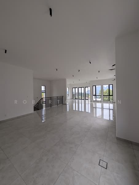 Bungalow House for Sale in Gombak (Selangor) - Roberto Phoon - PropertyGuru.com.my