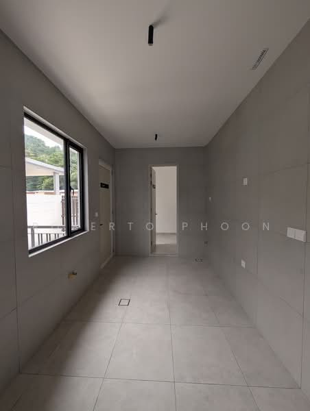 Bungalow House for Sale in Gombak (Selangor) - Roberto Phoon - PropertyGuru.com.my