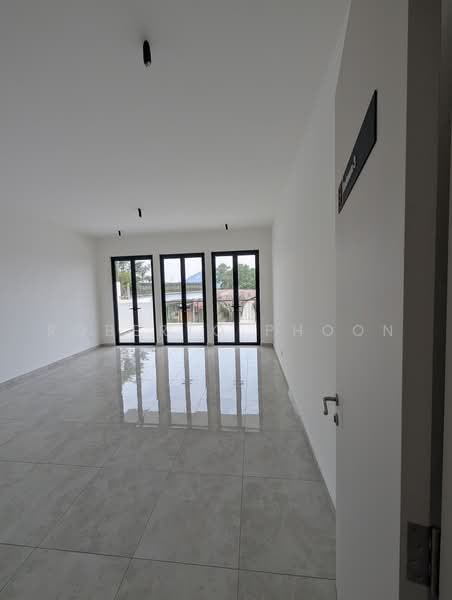 Bungalow House for Sale in Gombak (Selangor) - Roberto Phoon - PropertyGuru.com.my