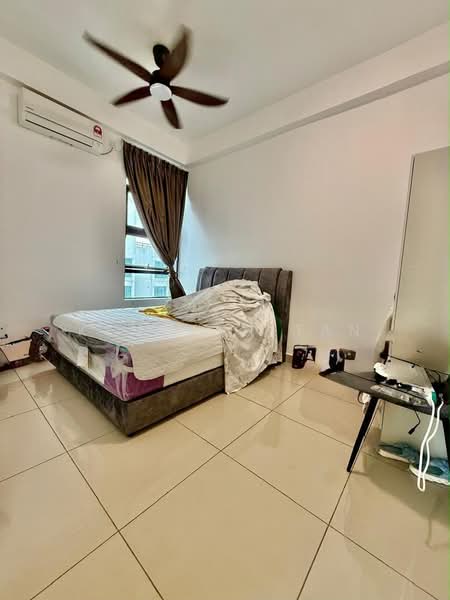 Service Residence for Sale at D'Summit Residences - Kenneth Tan - Bedroom - PropertyGuru.com.my