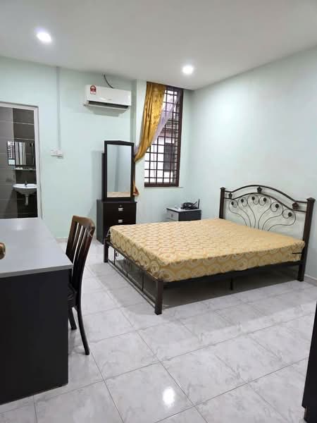 Rumah Teres 2-Tingkat untuk Dijual di Taman Desa Skudai (Skudai) - Karl Lim - Bedroom - PropertyGuru.com.my