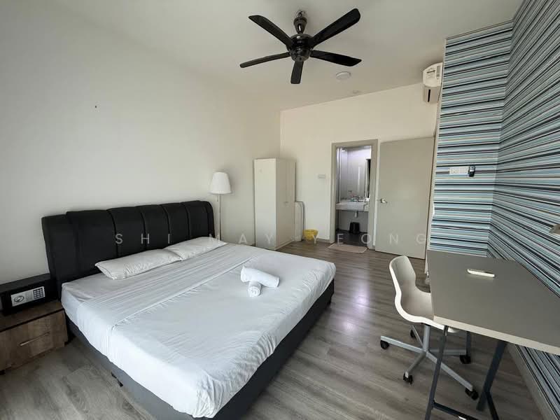 Service Residence for Sale at Southkey Mosaic - Shi May Yeong - Bedroom - PropertyGuru.com.my