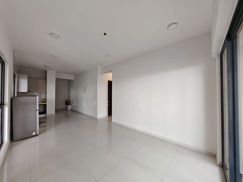 Kondominium untuk Dijual di Amberside @ Country Garden Danga Bay - Jercy Ten - Living Room - PropertyGuru.com.my