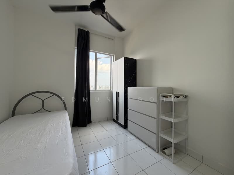 Apartment for Rent at Lily Apartment @ Kuchai Lama - Edmund Goh - Bedroom - PropertyGuru.com.my