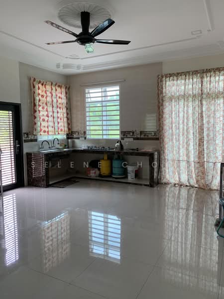 Bungalow House for Sale in Mahkota Hills (Lenggeng) - Selene Chong - Kitchen - PropertyGuru.com.my