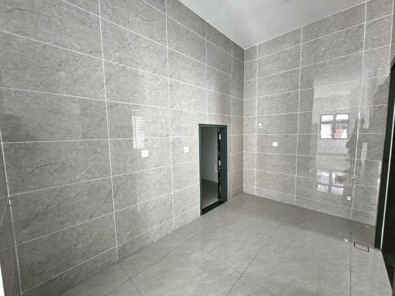 Cluster House for Sale in Bandar Uda Utama (Johor Bahru) - Karl Lim - Interior - PropertyGuru.com.my