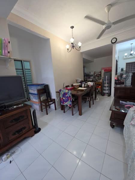 Pangsapuri untuk Dijual di Taman Lembah Maju 600 Apartment - Kelvin Ho - Living Room - PropertyGuru.com.my