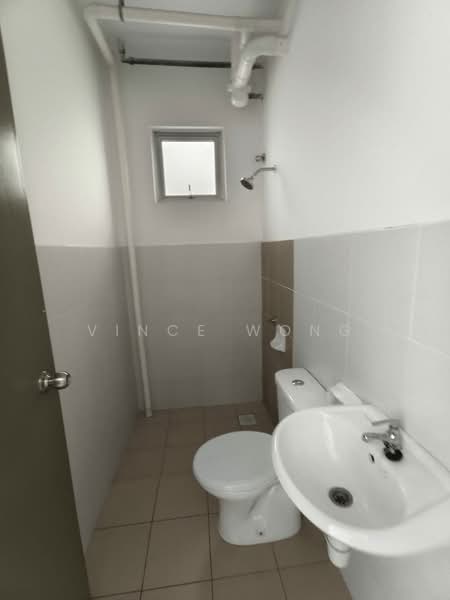 Apartment for Rent at Aronia - Vince Wong - Bathroom - PropertyGuru.com.my