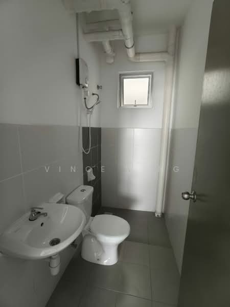 Apartment for Rent at Aronia - Vince Wong - Bathroom - PropertyGuru.com.my