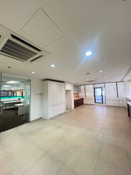 Shop / Office untuk Disewa di Mont Kiara (Kuala Lumpur) - JH Tee - Interior - PropertyGuru.com.my