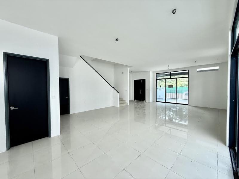 2-storey Terraced House for Sale in Simpang Ampat (Penang) - Yi Ming - Living Room - PropertyGuru.com.my