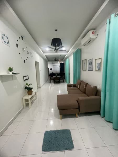 Rumah Teres untuk Dijual di Kota Tinggi (Johor) - Nadzmi Azilan - Living Room - PropertyGuru.com.my