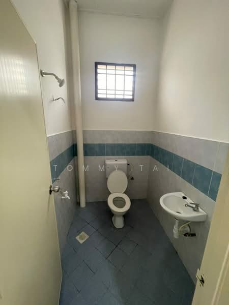 Rumah Teres 1-Tingkat untuk Dijual di Kangkar Pulai (Skudai) - Tommy Tai - Bathroom - PropertyGuru.com.my