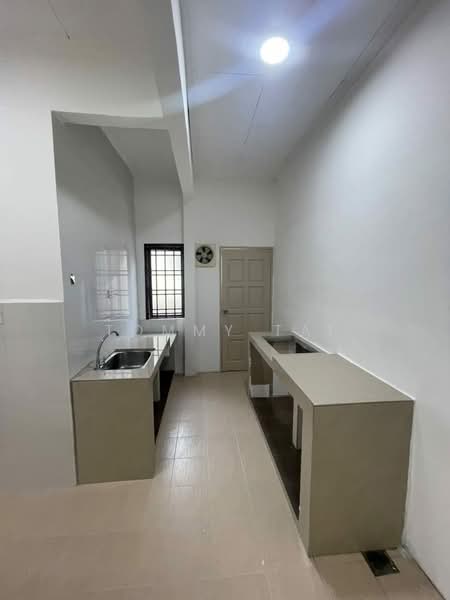 Rumah Teres 1-Tingkat untuk Dijual di Kangkar Pulai (Skudai) - Tommy Tai - Kitchen - PropertyGuru.com.my